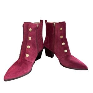 Nine West Wellsworth 7.5 Burgundy Ankle Boots Gold Button Renaissance Old Money